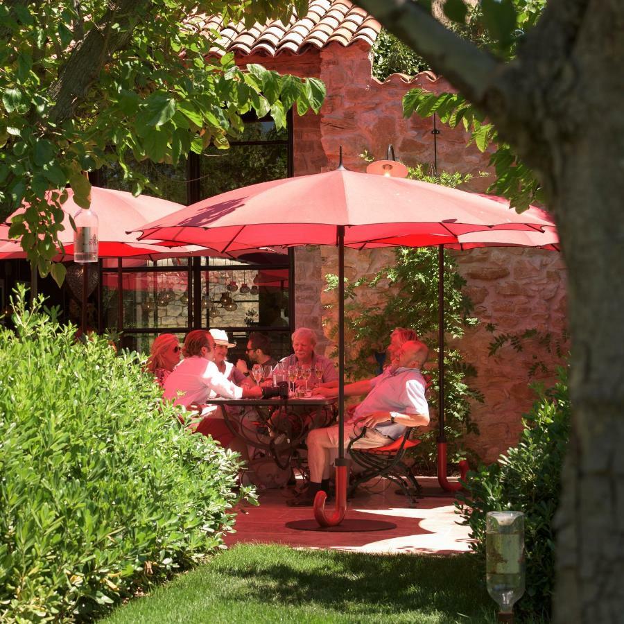 Village Castigno - Wine Hotel & Resort Assignan Buitenkant foto